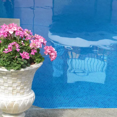 Kristel Hotel 4*