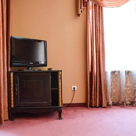 Kristel Aziz Konstantin ve Elena