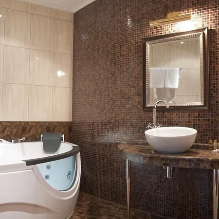 Kristel Hotel Saints Constantine and Helena