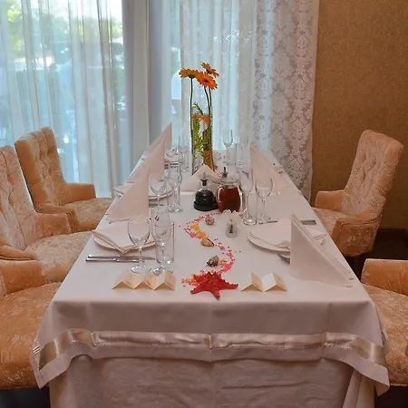 Kristel Otel Aziz Konstantin ve Elena