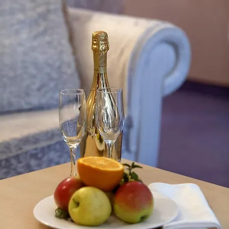 Otel Kristel 4*